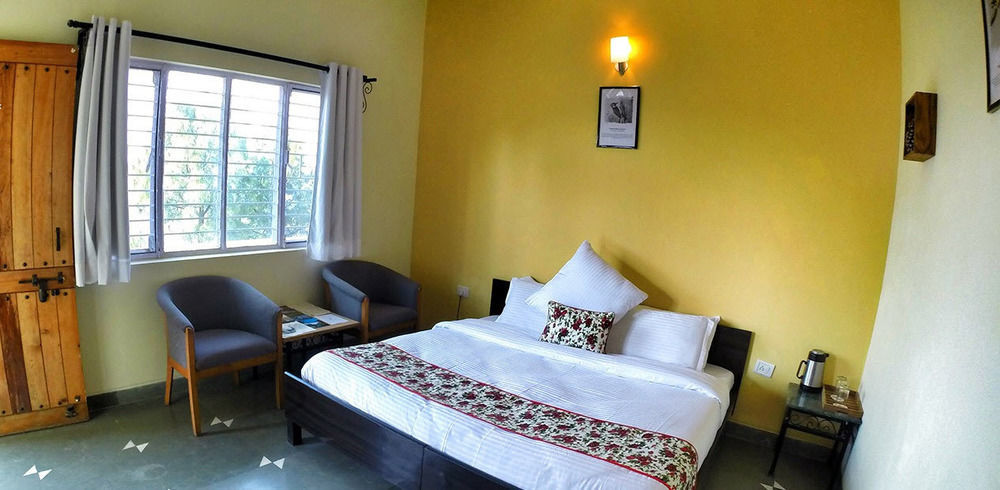 V Resorts Mumukshu Pauri Exteriör bild